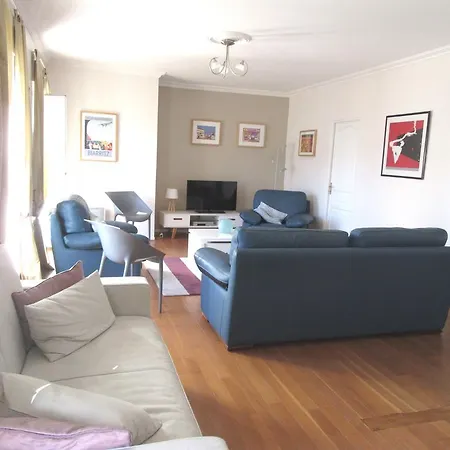 Superbe T4 Centre - Vue Mer, Balcon Et Parking *