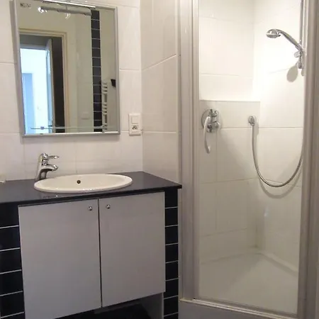 Apartamento Superbe T4 Centre - Vue Mer, Balcon Et Parking *